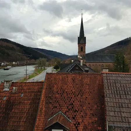 Zauberhafte In Der Naehe Von Heidelberg, Lage * Hirschhorn