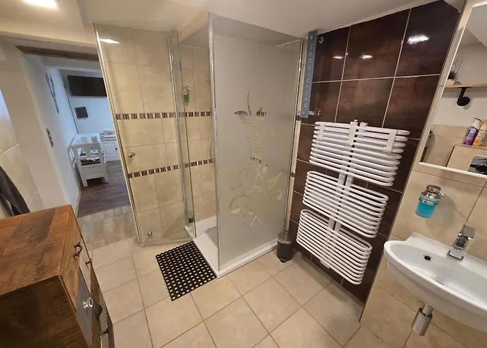 Zauberhafte In Der Naehe Von Heidelberg, Lage * Hirschhorn